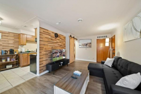 Modern Cozy 1Bedroom Apartment Shelby Township Retreat
